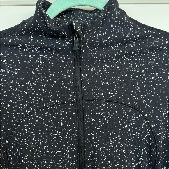 LULULEMON Run Briskly 1/2 Zip Pullover Black & White Rulu Size 8 - Picture 5 of 7